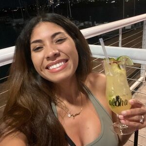 Meet your Posher, Kiana